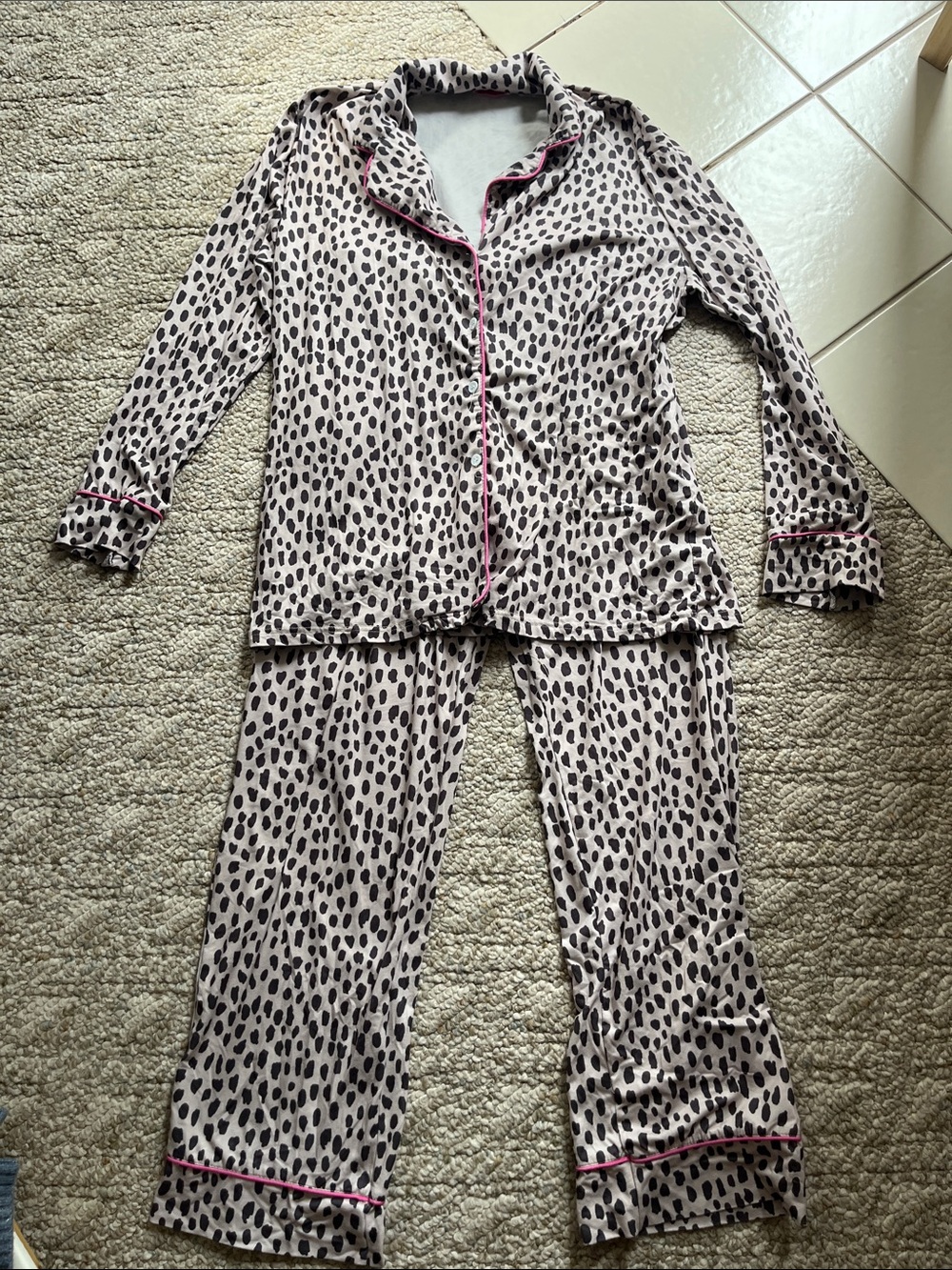 Womens Pink Leopard-Print Pajama Set with Contrast Trim